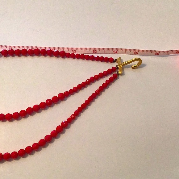 WEEKEND SALE! Vintage faceted red crystal multi-strand necklace - Picture 5 of 5